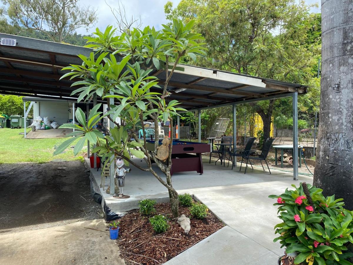 Bush Village Holiday Cabins Airlie Beach Dış mekan fotoğraf