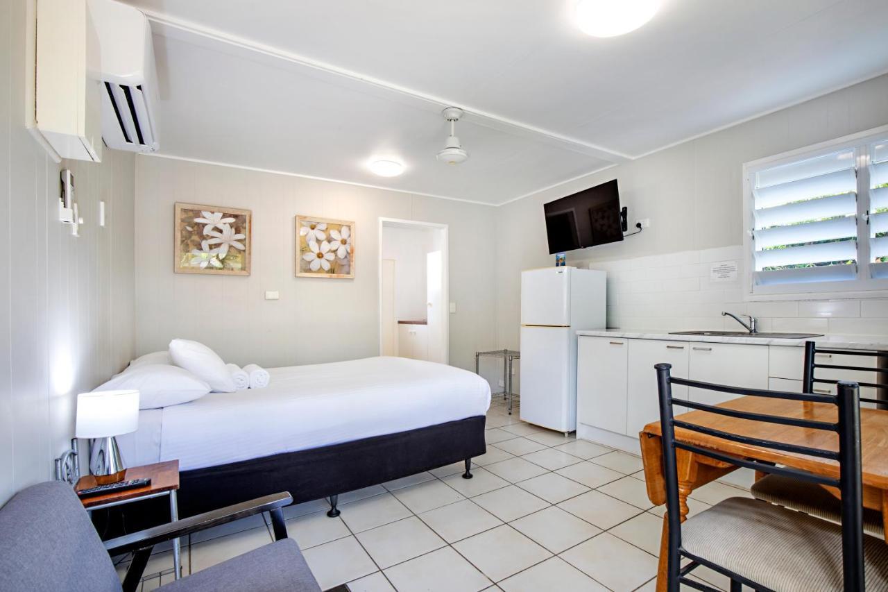 Bush Village Holiday Cabins Airlie Beach Dış mekan fotoğraf