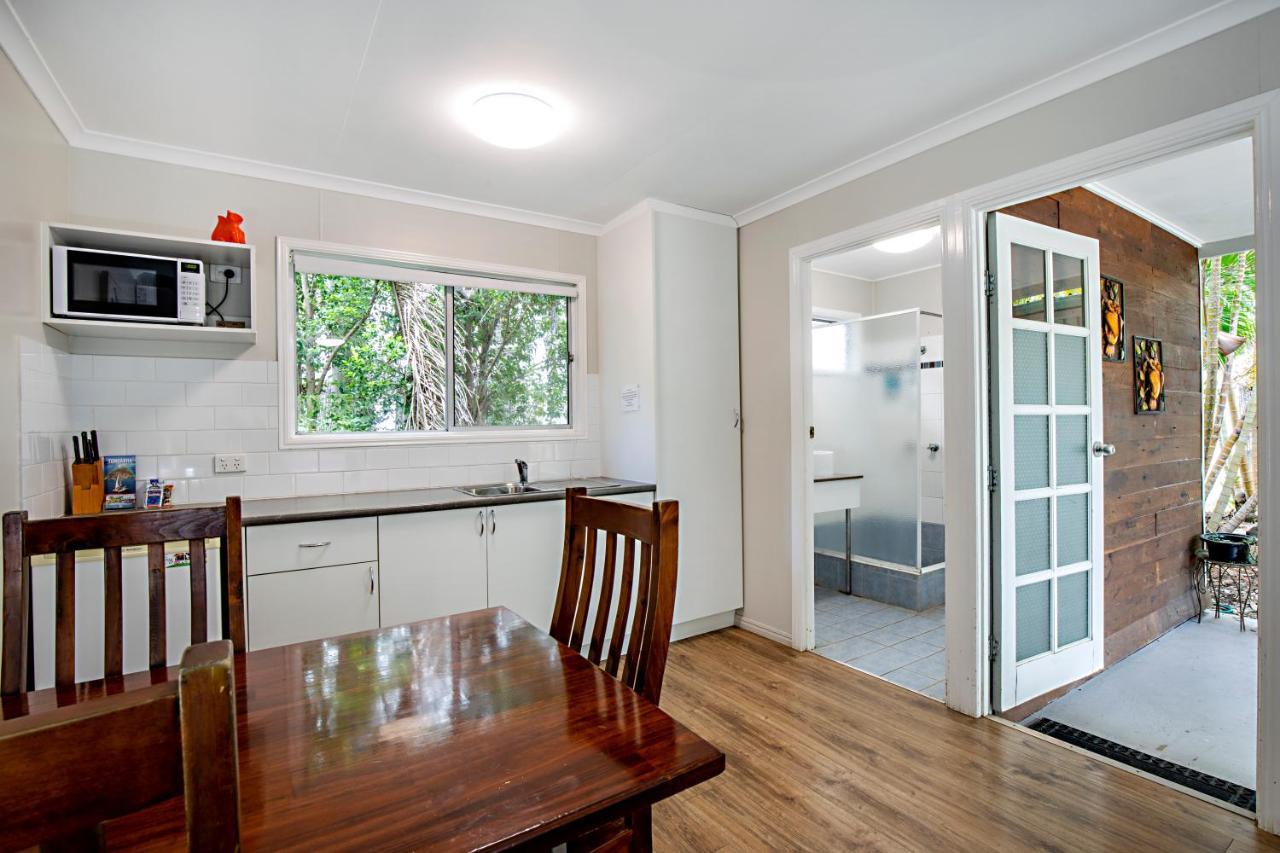 Bush Village Holiday Cabins Airlie Beach Dış mekan fotoğraf