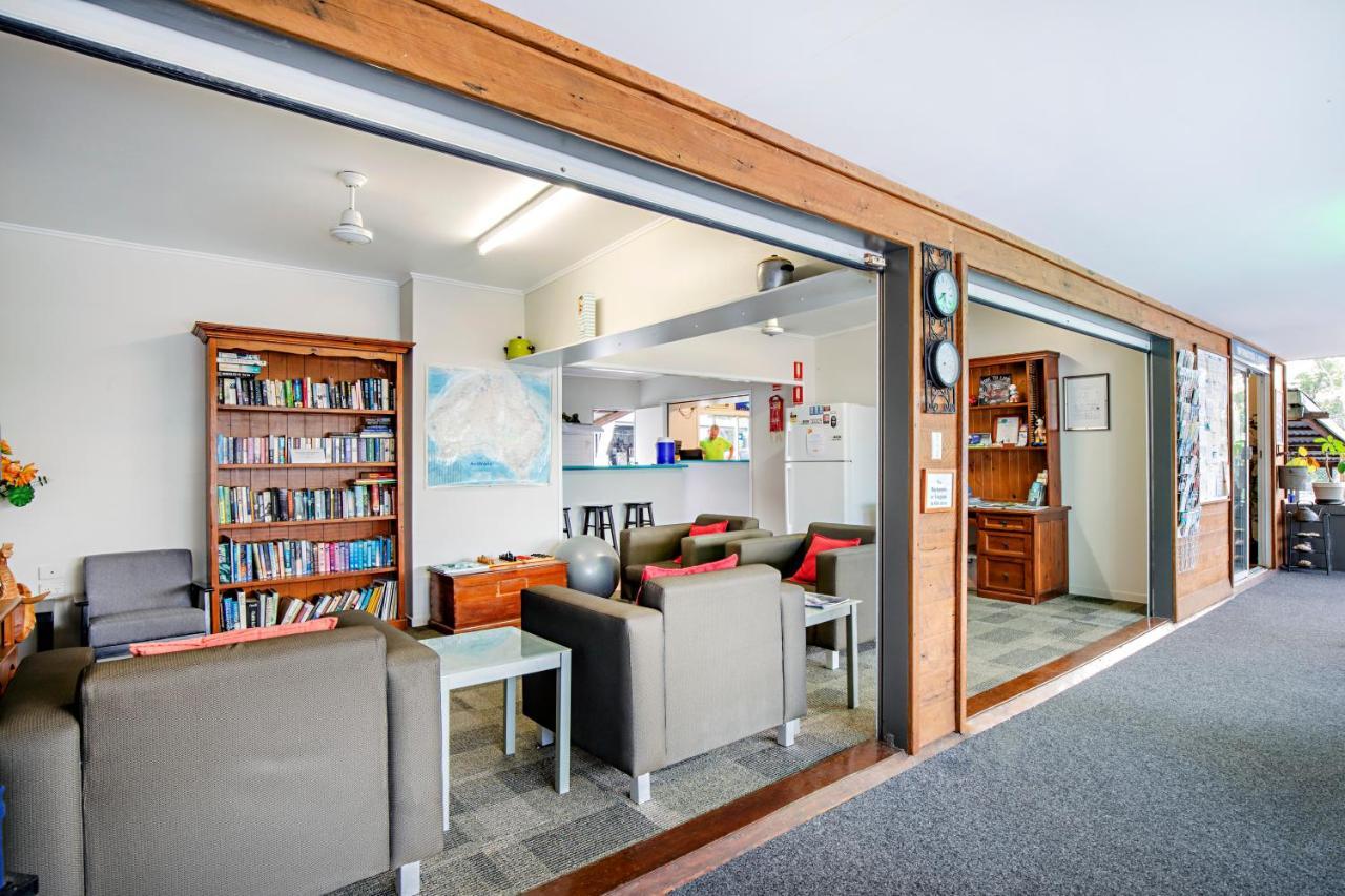 Bush Village Holiday Cabins Airlie Beach Dış mekan fotoğraf